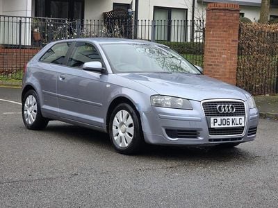 Used Audi A3 100 HP (73 kW) 2006 Silver Hatchback