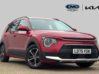 Gebraucht Kia Niro 168 PS (123 kW) 2025 Rot SUV