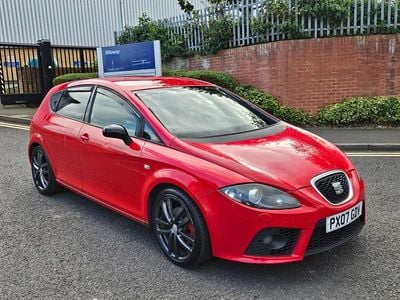 Used Seat Leon CUPRA 310 HP (228 kW) 2007 Red Hatchback