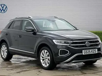Used VW T-Roc Style 150 HP (110 kW) 2025 Black SUV