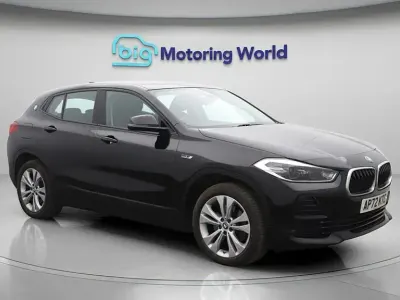 Begagnad BMW X2 Sport Line 220 HK (161 kW) 2023 Svart SUV