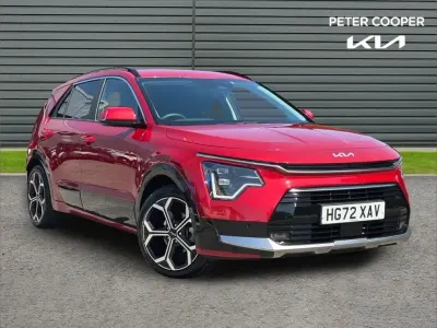 Used Kia Niro 139 HP (102 kW) 2023 Red SUV