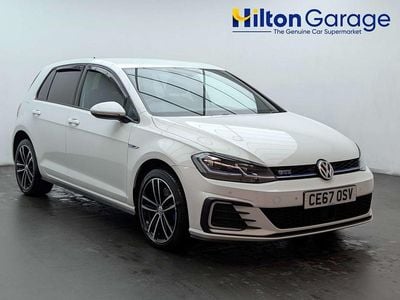 Used VW Golf VII GTE 204 HP (150 kW) 2017 White Hatchback