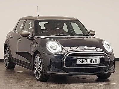 Usado Mini Cooper Exclusive 136 HP (100 kW) 2022 Preto Citadino