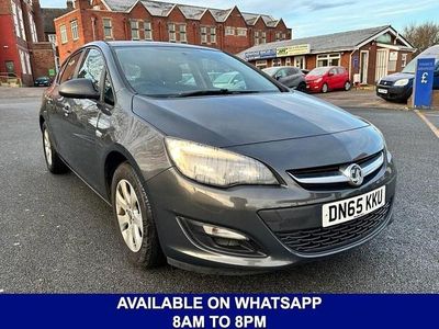 Grey Used 2015 Vauxhall Astra Design Edition Hatchback | £3,695 (Good price)