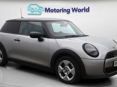 Used 2024 Mini Cooper Classic Hatchback | £18,507
