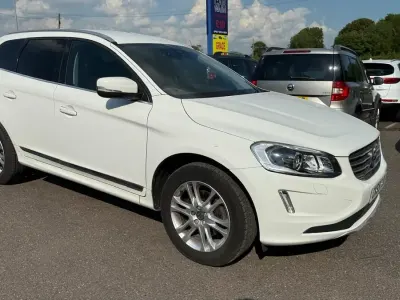 Used Volvo XC60 SE Lux 190 HP (139 kW) 2015 White SUV