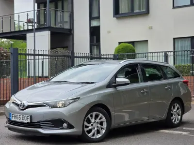 Used Toyota Auris
