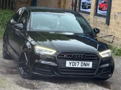 Begagnad Audi S3 Sportback Black Edition 2017 Svart Halvkombi
