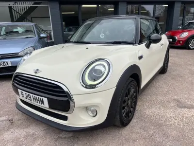 Usado Mini Cooper Classic 2019 Blanco Utilitario