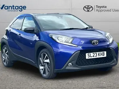 Used Toyota Aygo X 72 HP (52 kW) 2023 Blue SUV