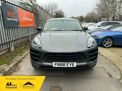 Used Porsche Macan Turbo 400 HP (294 kW) 2014 Grey SUV