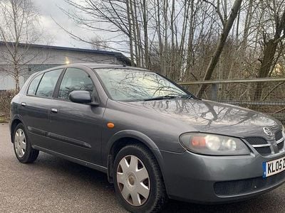 Used Nissan Almera SE 2005 Grey Hatchback