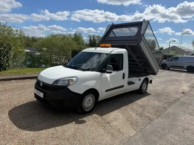 Usado Fiat Doblò 2017 Branco Monovolume