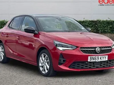 Used Vauxhall Corsa SRi 101 HP (74 kW) 2020 Red Hatchback
