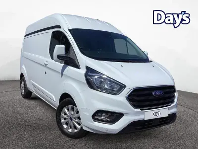 Used Ford Transit Custom Limited 130 HP (95 kW) 2022 White Van