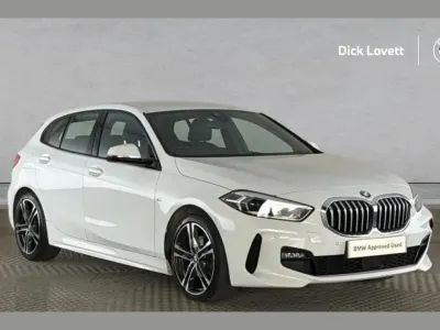 Używany BMW 118 M Sport 134 KM (98 kW) 2023 Biały Hatchback