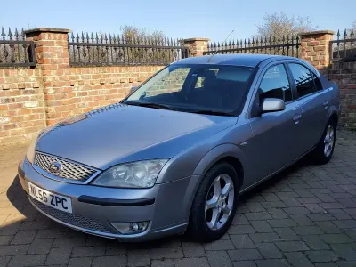 Used Ford Mondeo 155 HP (114 kW) 2006 Silver Hatchback