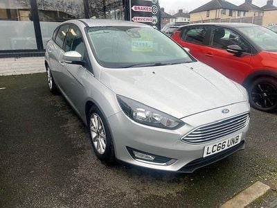 Used Ford Focus Titanium 125 HP (91 kW) 2016 Silver Hatchback