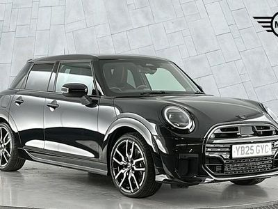 Used Mini Cooper Hatch 113 kW (154 HP) 2025 Black Hatchback
