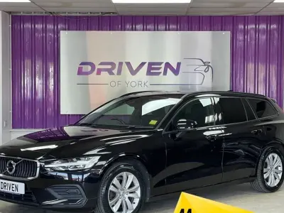 Used Volvo V60 Momentum 150 HP (110 kW) 2019 Black Estate