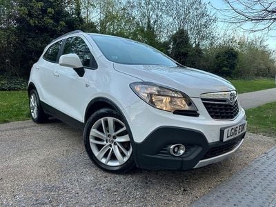 Used Vauxhall Mokka 140 HP (102 kW) 2016 White SUV