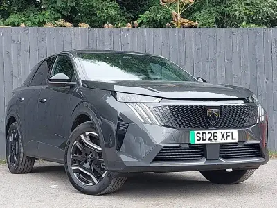 New Peugeot e-3008 Allure 156 kW (213 HP) 2026 Additional metallic  cumulus grey SUV
