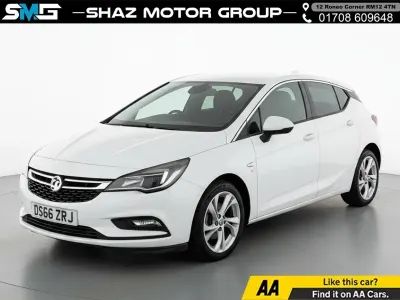 Used Vauxhall Astra SRi 2017 White Hatchback