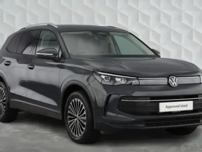 Używany VW Tiguan Match 130 KM (95 kW) 2024 Szary SUV