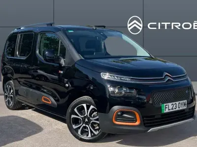 Usado Citroën Berlingo XTR 100 kW (136 HP) 2023 Monovolume