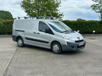 Käytetty Peugeot Expert