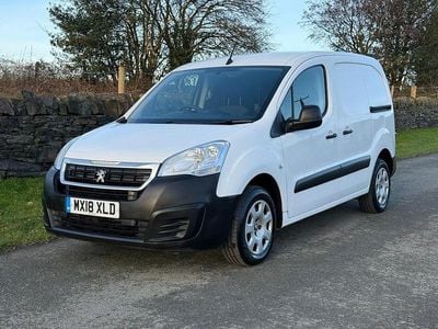 White Used 2018 Peugeot Partner MPV | £7,990 (Fair price)
