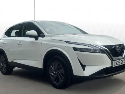 Used Nissan Qashqai Acenta Premium 140 HP (102 kW) 2023 White SUV