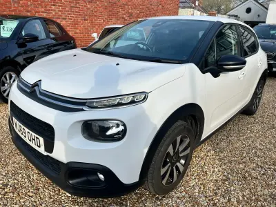 Używany Citroën C3 Flair 83 KM (61 kW) 2019 Biały Hatchback