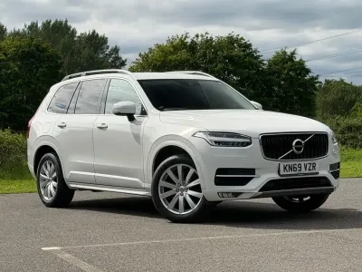 Used Volvo XC90 Momentum 235 HP (172 kW) 2019 White SUV