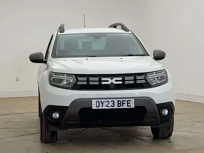 Second-hand Dacia Duster Journey 2023 Alb SUV