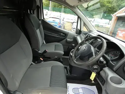 Used Nissan NV200 Acenta 2015 White MPV