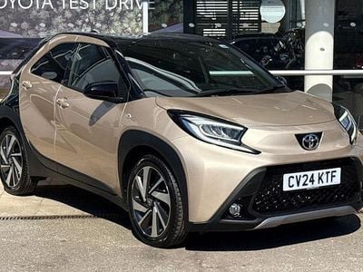 Used Toyota Aygo X 72 HP (52 kW) 2024 Beige SUV