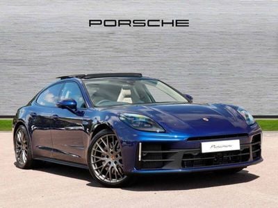 Porsche Panamera 4
