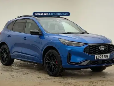 Used Ford Kuga ST-Line X 243 HP (178 kW) 2025 Desert island blue (metallic) SUV