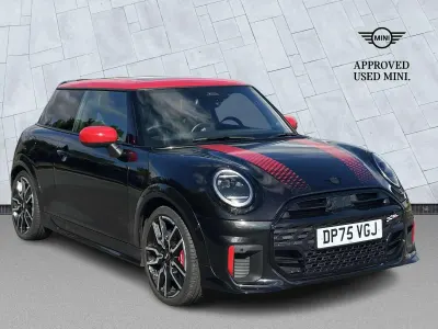 Usado Mini John Cooper Works Hatch 228 CV (167 kW) 2026 Negro Utilitario