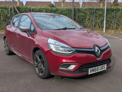 Używany Renault Clio IV GT-Line 90 KM (66 kW) 2018 Czerwony Hatchback