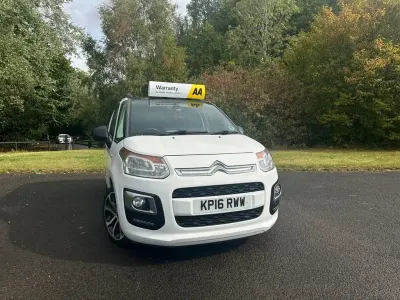 Usado Citroën C3 Picasso Platinum 100 CV (73 kW) 2016 Blanco Monovolumen