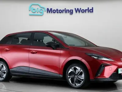 Used MG MG4 EV SE 319 kW (435 HP) 2023 Red Hatchback