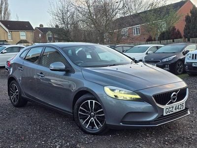 Grey Used 2017 Volvo V40 Momentum Hatchback | £5,290 (Good price)