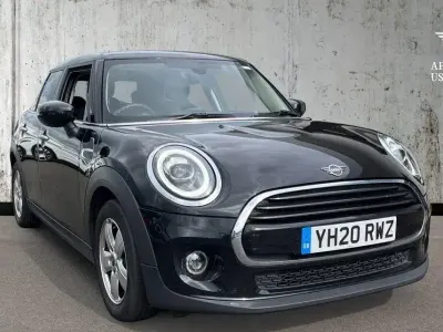 Used Mini Cooper Classic 134 HP (98 kW) 2020 Black Hatchback