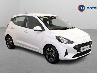 Used Hyundai i10 Advanced 63 HP (46 kW) 2025 White Hatchback