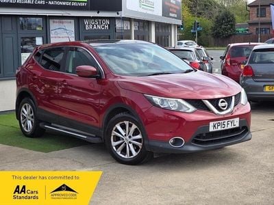Used Nissan Qashqai Acenta+ 2015 Red SUV