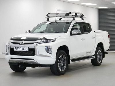 Used Mitsubishi L200 Warrior 180 HP (132 kW) 2020 White Pickup
