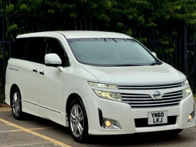 Used Nissan Elgrand 2010 White MPV